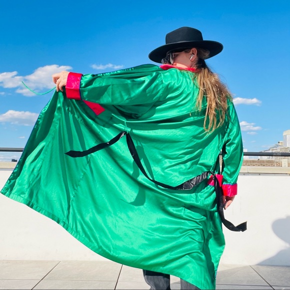 Vintage Victoria’s Secret Satin Silk Emerald Green Acid Pink Colorblack Robe - Picture 3 of 16